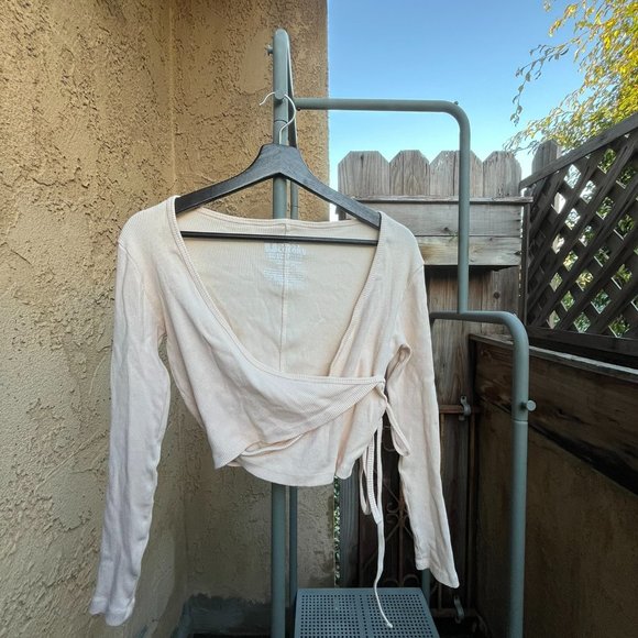 Big Bud Press Size P Vintage Tee Off White Wrap Top - Picture 1 of 2